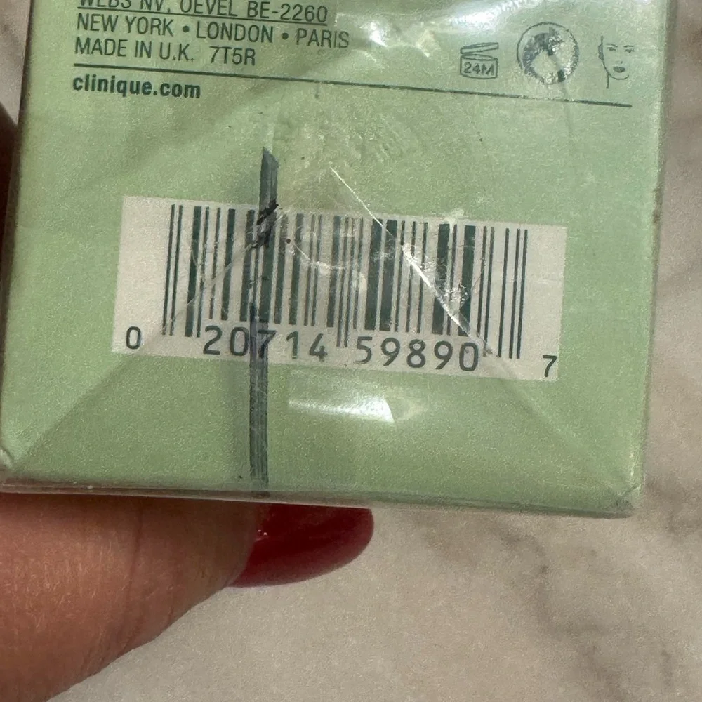 Clinique Cream Makeup for Radiant Skin